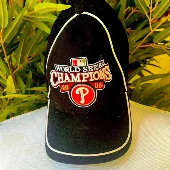 Phillies World Series Champions 2008. One size very clear. Like new. - Picture 12 of 12